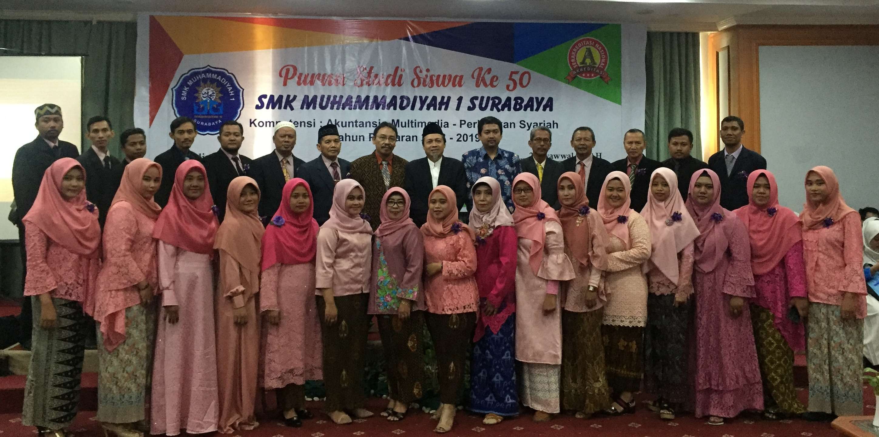 Wisuda Setengah Abad SMK Muhammadiyah 1 Surabaya