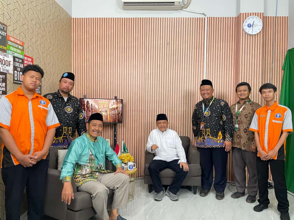 Studi Tiru, Ketua PDM Kota Bekasi Kunjungi SMK Mudisa Surabaya
