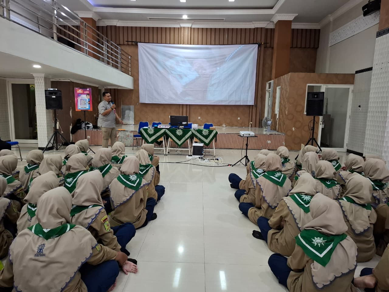 PT. Pos Indonesia Ajak Siswa SMK Mudisa Praktik Bisnis Digital dan Logistik